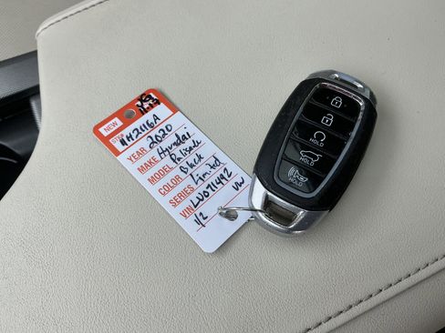 Used 2020 Hyundai Palisade Limited image 8