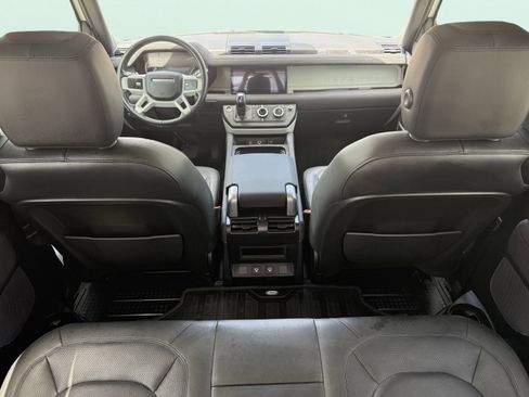 Used 2023 Land Rover Defender 90 S image 21