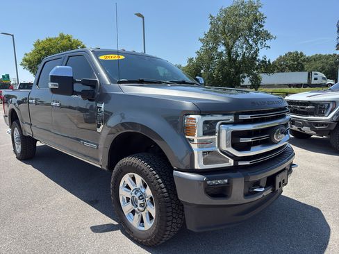 Used 2020 Ford F350 Platinum AWD/4WD image 3