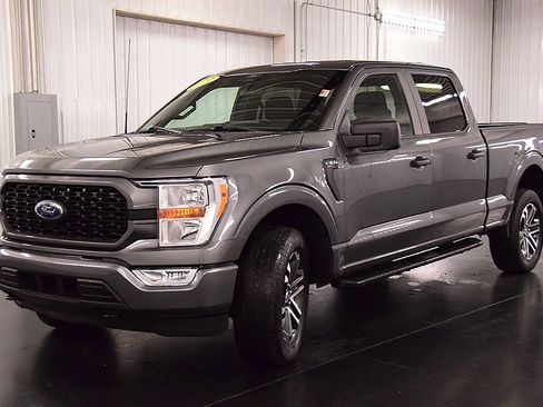 Used 2022 Ford F150 XL w/ STX Appearance Package AWD/4WD image 3