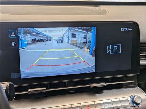 Used 2024 Hyundai Kona SEL FWD image 12