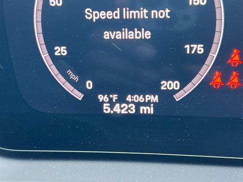 Certified 2026 Porsche Cayenne S AWD/4WD image 26