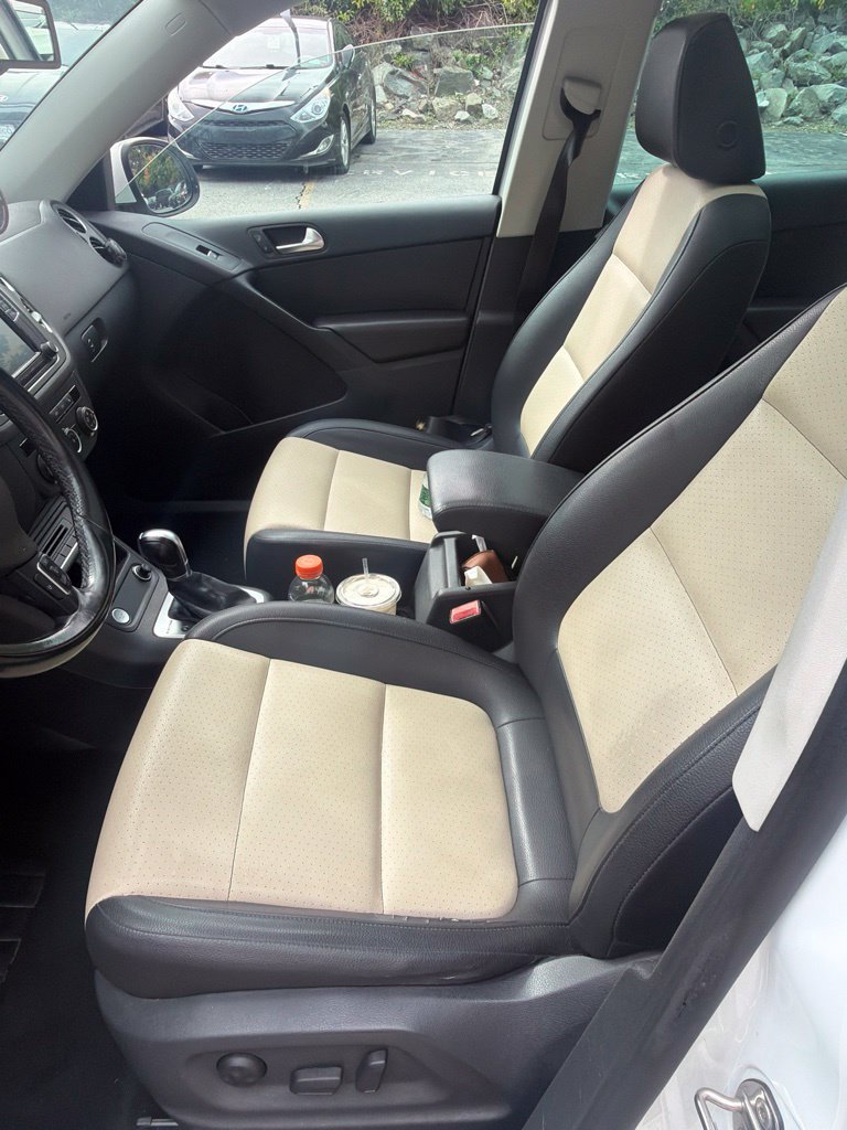 Used 2017 Volkswagen Tiguan Wolfsburg Edition AWD/4WD image 5