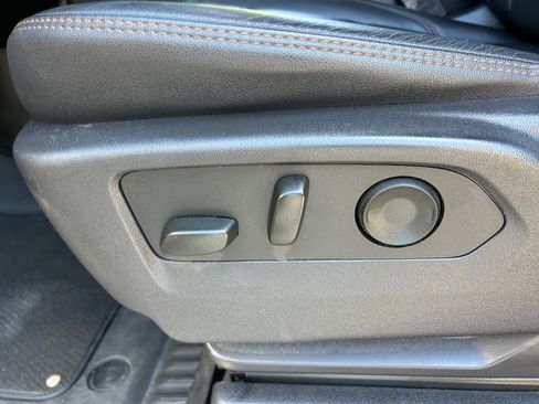 Used 2024 GMC Sierra 1500 AT4 w/ Technology Package AWD/4WD image 49