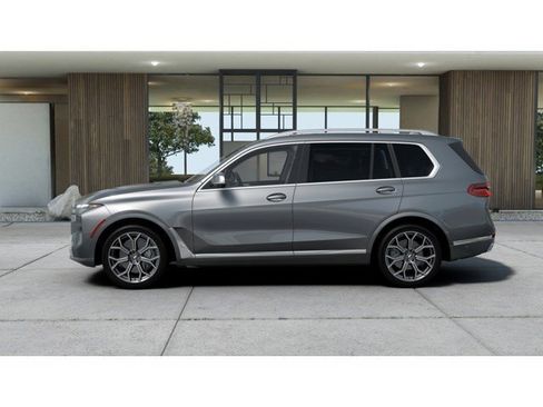 New 2026 BMW X7 xDrive40i w/ Premium Package image 4