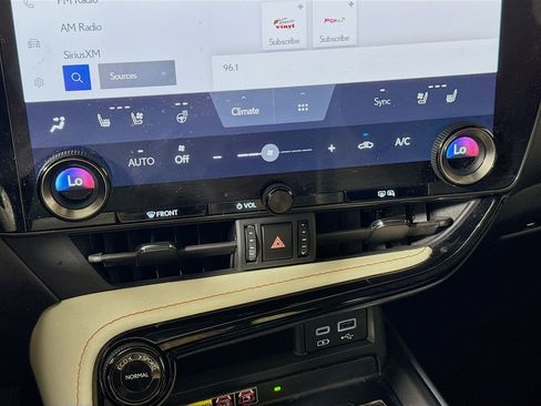 Used 2022 Lexus NX 350 AWD image 16
