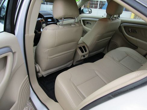 Used 2016 Ford Taurus SEL w/ Equipment Group 201A image 20