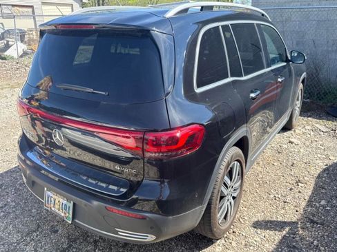 Used 2023 Mercedes-Benz EQB 300 4MATIC image 2