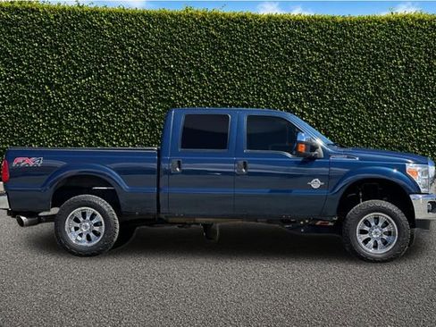 Used 2015 Ford F250 XLT w/ XLT Premium Package AWD/4WD image 3