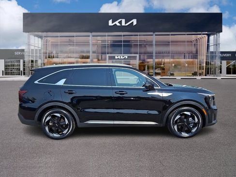 Used 2025 Kia Sorento SX Prestige AWD/4WD image 7
