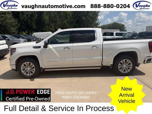 Used 2022 GMC Sierra 1500 Denali AWD/4WD image 1