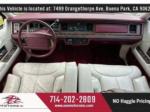 Used 1992 Lincoln Town Car Signature image 17