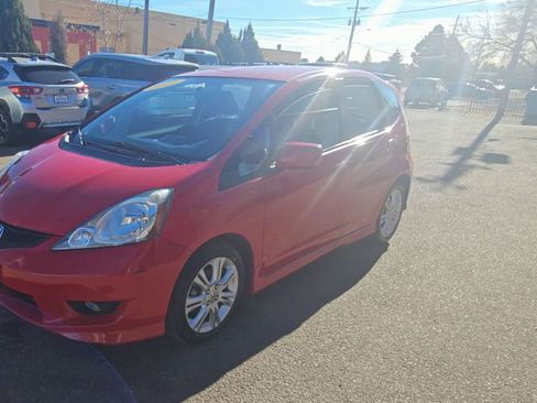 Used 2011 Honda Fit Sport image 4