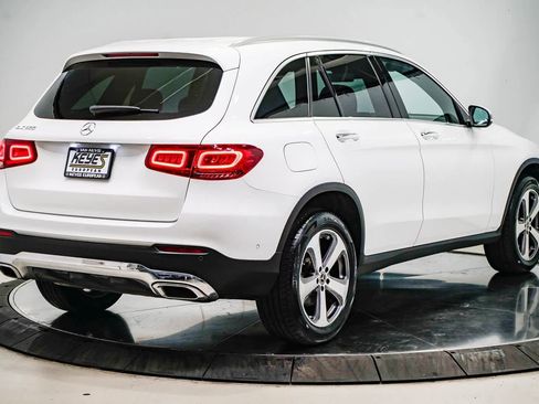 Used 2022 Mercedes-Benz GLC 300 image 4