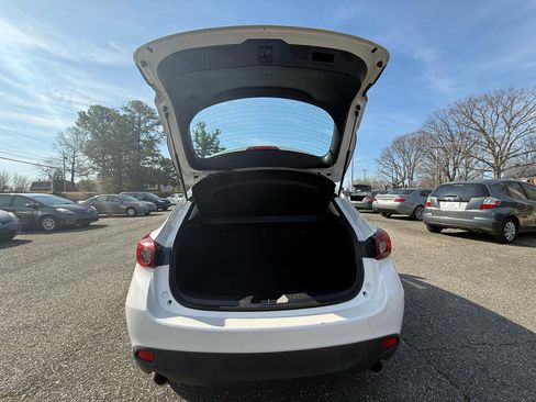 Used 2014 MAZDA MAZDA3 i Sport image 30