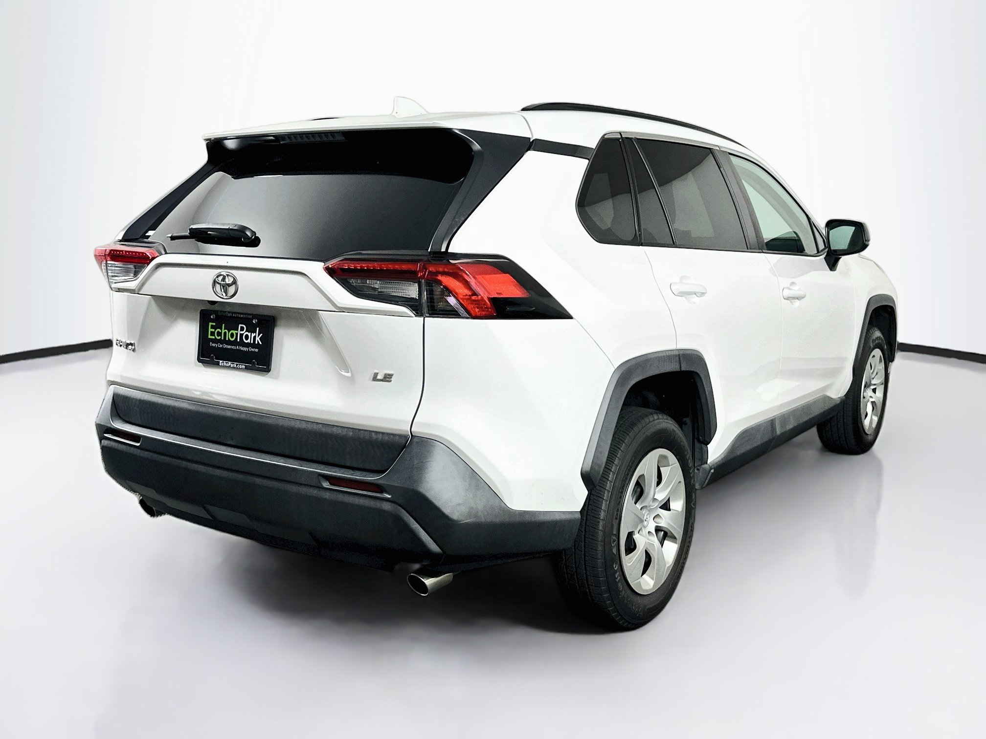 Used 2020 Toyota RAV4 LE w/ Carpet Mat Package AWD/4WD image 9