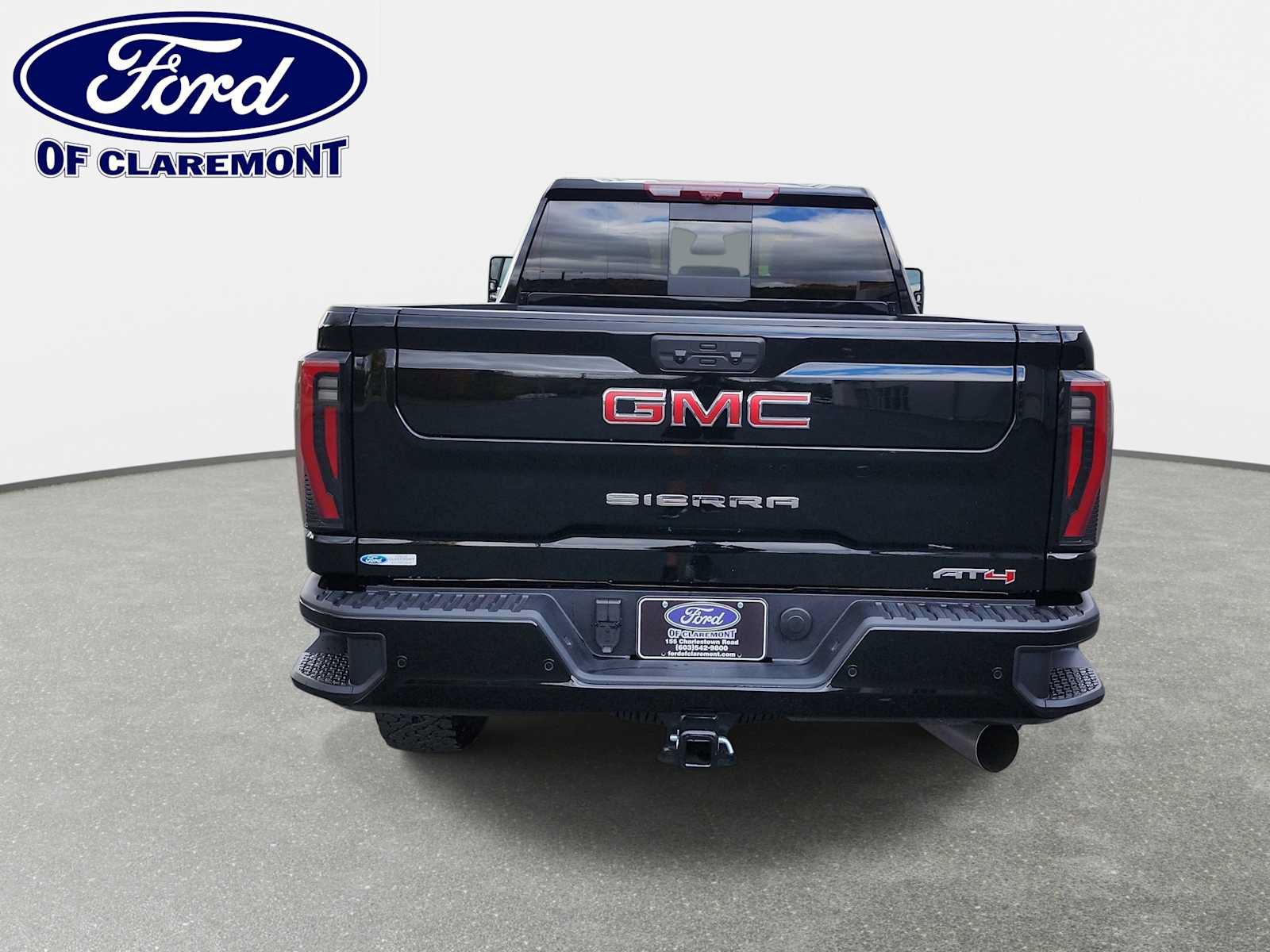 Used 2026 GMC Sierra 2500 AT4 w/ AT4 Premium Plus Package AWD/4WD image 17