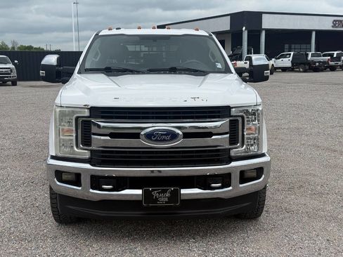 Used 2019 Ford F350 XLT w/ XLT Premium Package AWD/4WD image 2