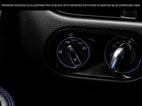Used 2023 Porsche Macan S AWD/4WD image 36
