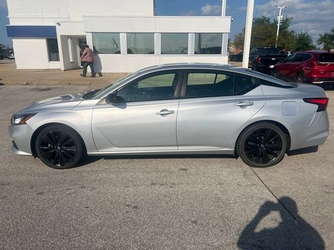 Used 2020 Nissan Altima 2.5 SR FWD image 4