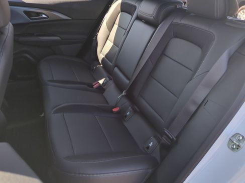 New 2026 Chevrolet Equinox EV LT image 23