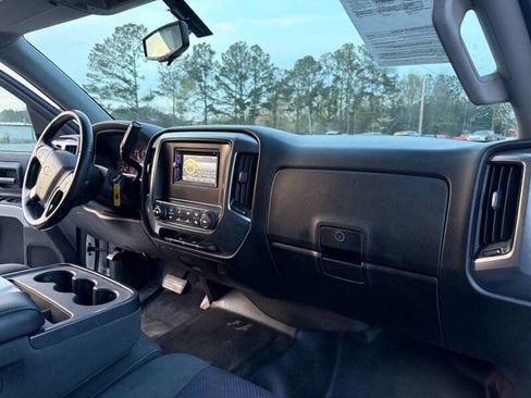Used 2015 Chevrolet Silverado 1500 LT AWD/4WD image 30