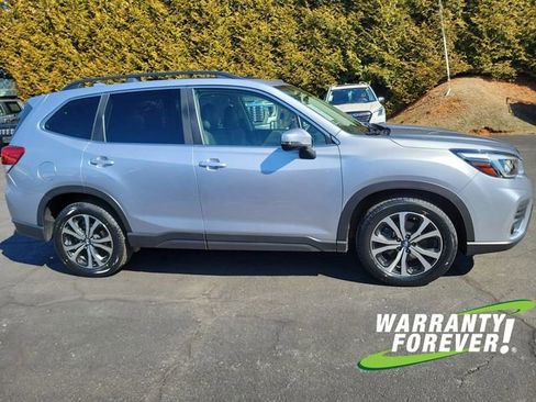 Used 2019 Subaru Forester Limited image 8