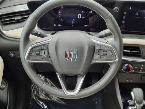 Used 2025 Buick Encore GX Preferred w/ Comfort Package AWD/4WD image 34