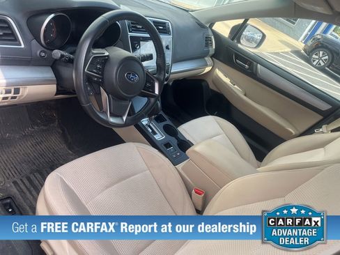 Used 2018 Subaru Outback 2.5i Premium AWD/4WD image 2