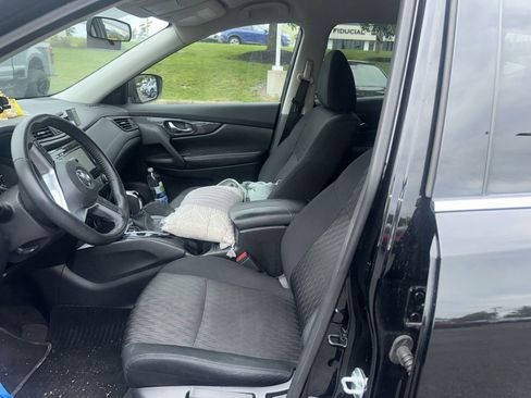 Used 2018 Nissan Rogue S w/ S Value Package AWD/4WD image 3