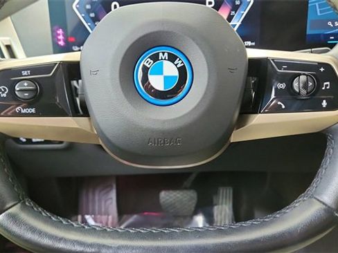 Used 2024 BMW iX xDrive50 w/ Sport Package image 41