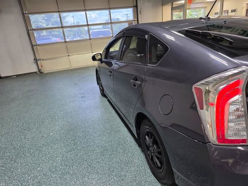 Used 2012 Toyota Prius Four FWD image 10
