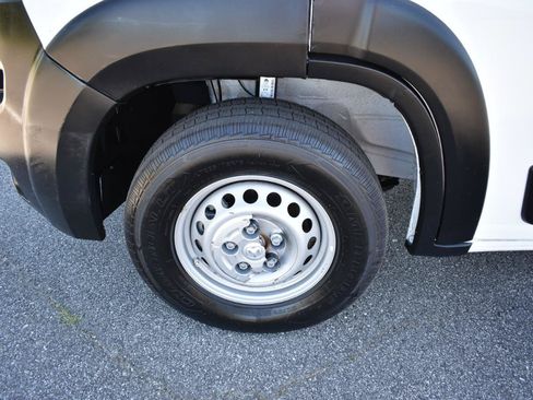 Used 2025 RAM ProMaster 2500 w/ Convenience Group FWD image 36