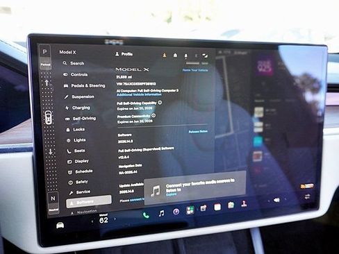 Used 2023 Tesla Model X AWD/4WD image 32
