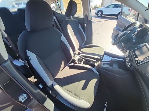 Used 2025 Nissan Versa S w/ S Plus Package image 17