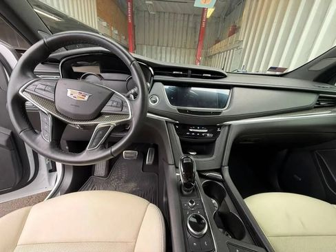 Used 2020 Cadillac XT5 Sportv AWD/4WD image 14