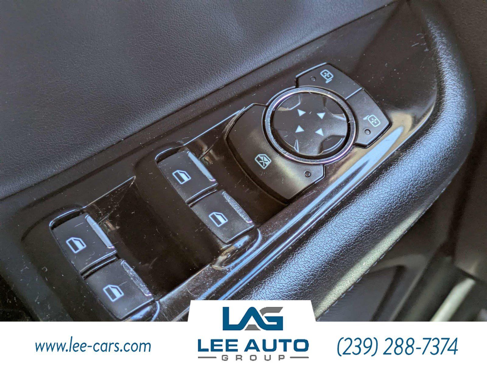 Used 2020 Ford Edge SEL w/ Convenience Package FWD image 22