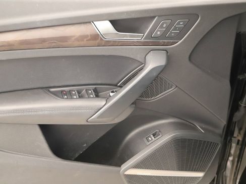 Used 2018 Audi Q5 Prestige w/ Prestige Package AWD/4WD image 22