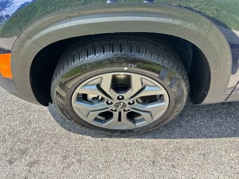 New 2026 Kia Seltos LX AWD/4WD image 4