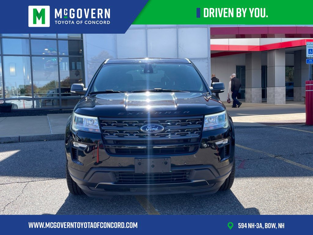 Used 2019 Ford Explorer XLT w/ Equipment Group 202A AWD/4WD image 8