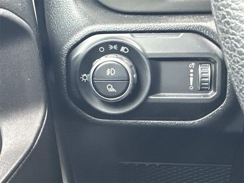 Used 2023 Jeep Gladiator Sport w/ Trailer Tow Package image 25