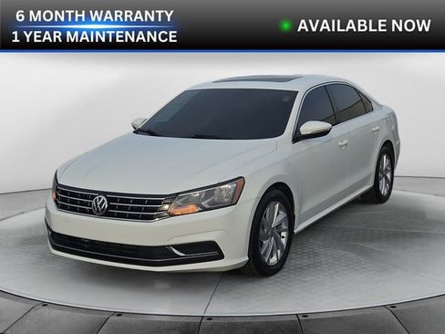 Used 2018 Volkswagen Passat 2.0T SE image 1