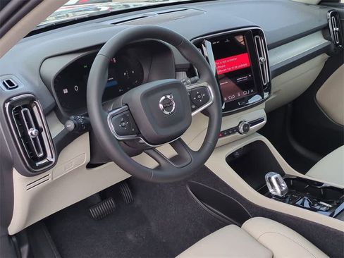 New 2026 Volvo XC40 B5 Ultra w/ Protection Package Premier image 2