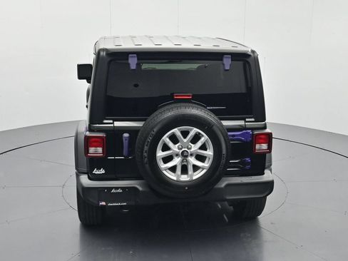 Used 2023 Jeep Wrangler Sport AWD/4WD image 33