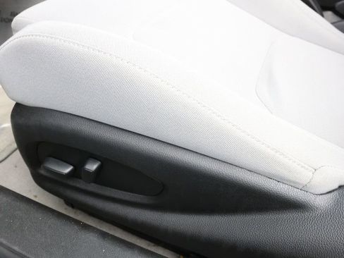 Used 2023 Chevrolet Camaro LT image 9