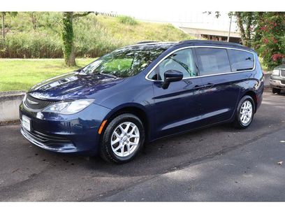 Used 2017 Chrysler Pacifica Touring