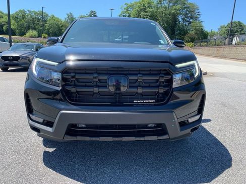 Used 2025 Honda Ridgeline Black Edition image 4