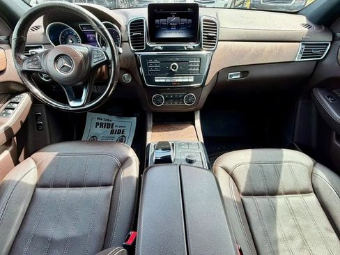 Used 2019 Mercedes-Benz GLS 450 4MATIC image 20