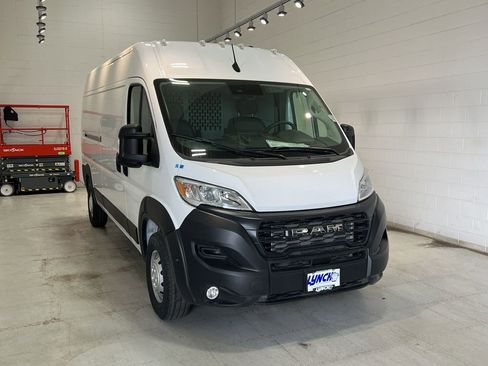 New 2023 RAM ProMaster 2500 w/ Driver Convenience Group image 37