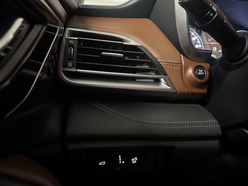 Used 2021 Subaru Outback Touring XT image 16